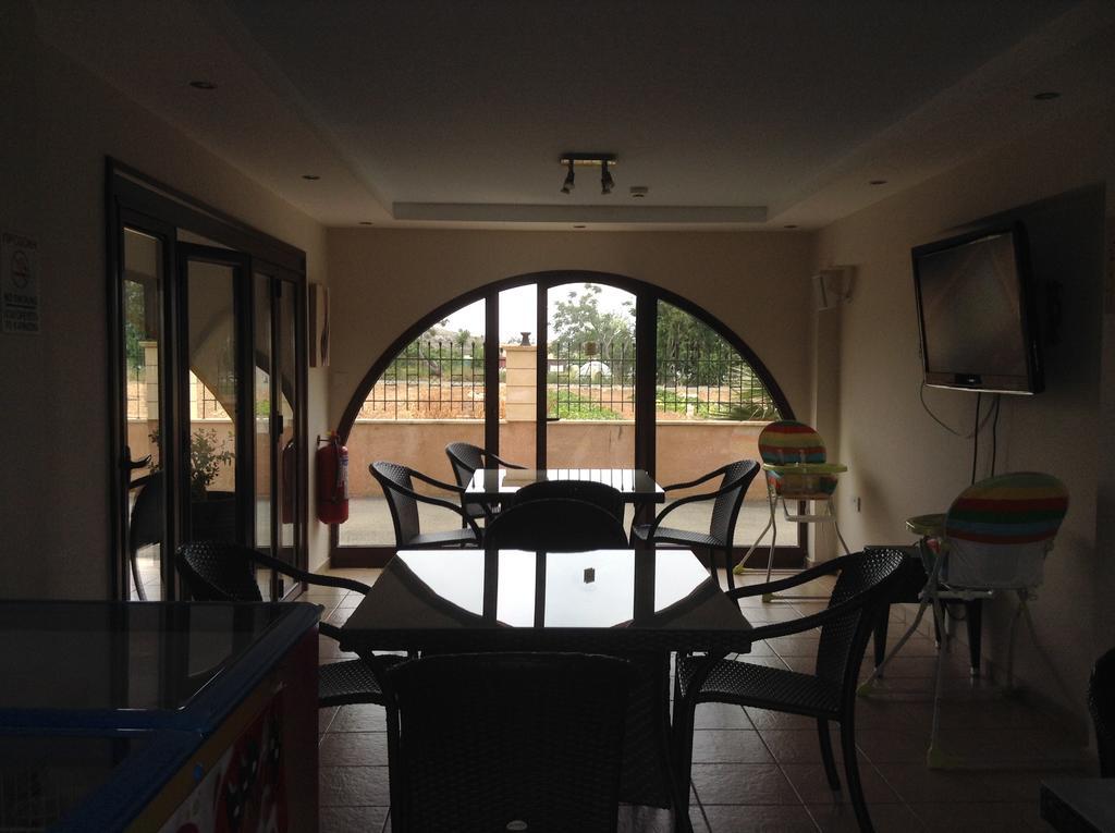 Avillion Holiday Apartments Χλώρακα Εξωτερικό φωτογραφία