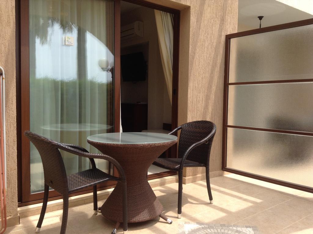 Avillion Holiday Apartments Χλώρακα Δωμάτιο φωτογραφία